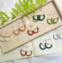 Load image into Gallery viewer, Terrain Earring - Raven