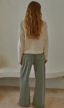 Load image into Gallery viewer, Knit Sweater Crew Neck Long Sleeve Pullover Top- Ivory