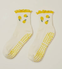 Load image into Gallery viewer, ๐ Lemon Ruffle Grip- Socks