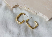 Load image into Gallery viewer, Golden Rectangle Hoops