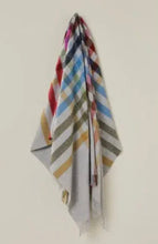 Load image into Gallery viewer, Multicolor Merino Lambswool Throw Blanket