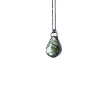 Load image into Gallery viewer, Blue Labradorite Necklace - Good Judy (.com)