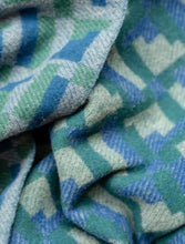 Load image into Gallery viewer, Oversized Lambswool Scarf- in Houndstooth Jacquard - Good Judy (.com)