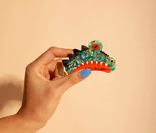 Load image into Gallery viewer, Kaiju - Hair Claw
