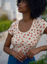 Load image into Gallery viewer, Scoop Ribsy Tee
