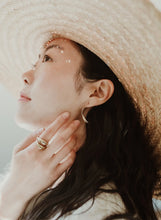Load image into Gallery viewer, Fiore Hoop Earrings

