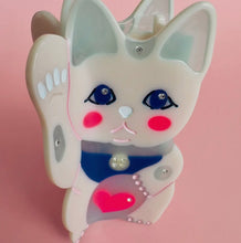 Load image into Gallery viewer, Maneki Lucky Cat - Hair Claw
