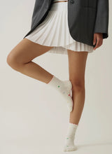 Load image into Gallery viewer, 💕 Mini Heart Petal Grip- Socks
