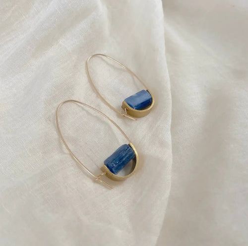 Belen Minimalist Earrings- Blue Kyanite Gemstone - Good Judy (.com)
