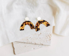 Load image into Gallery viewer, Terrazzo Tortoise Shell Acetate and Brass Arch Stud Earrings - Good Judy (.com)
